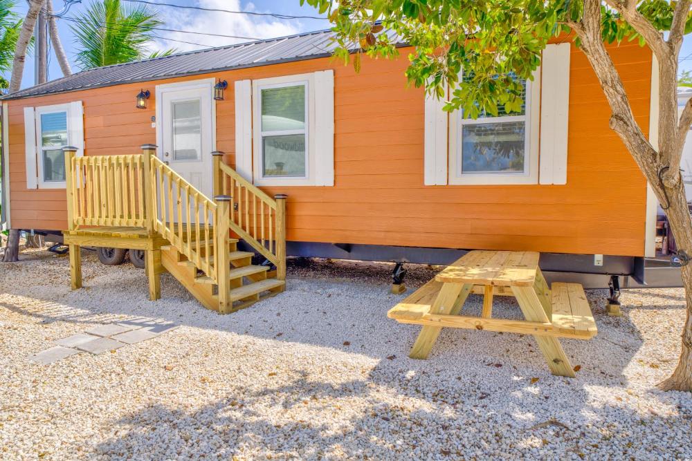 Cabins at Bonefish Bay